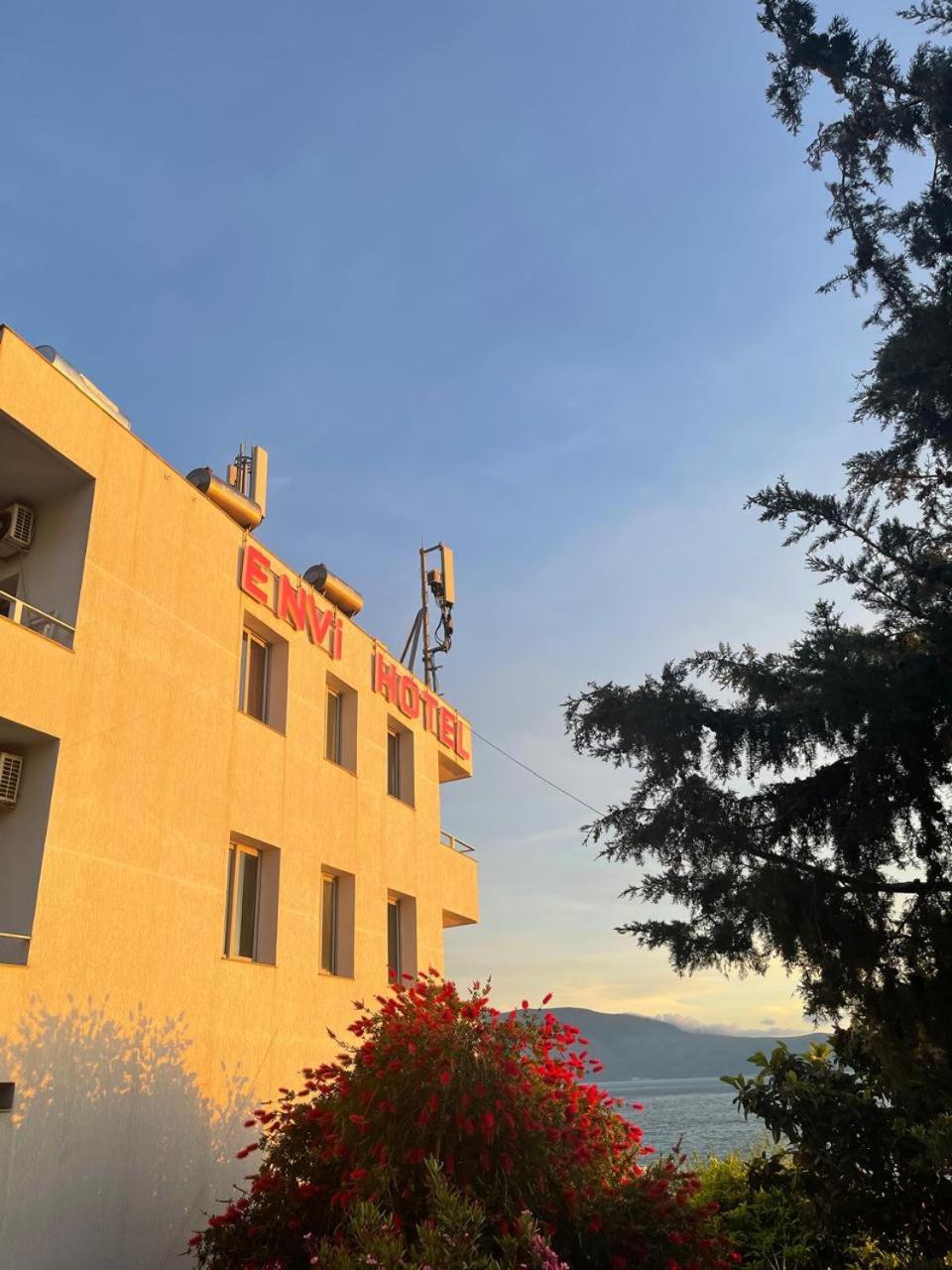 Envi Hotel Radhima Kültér fotó