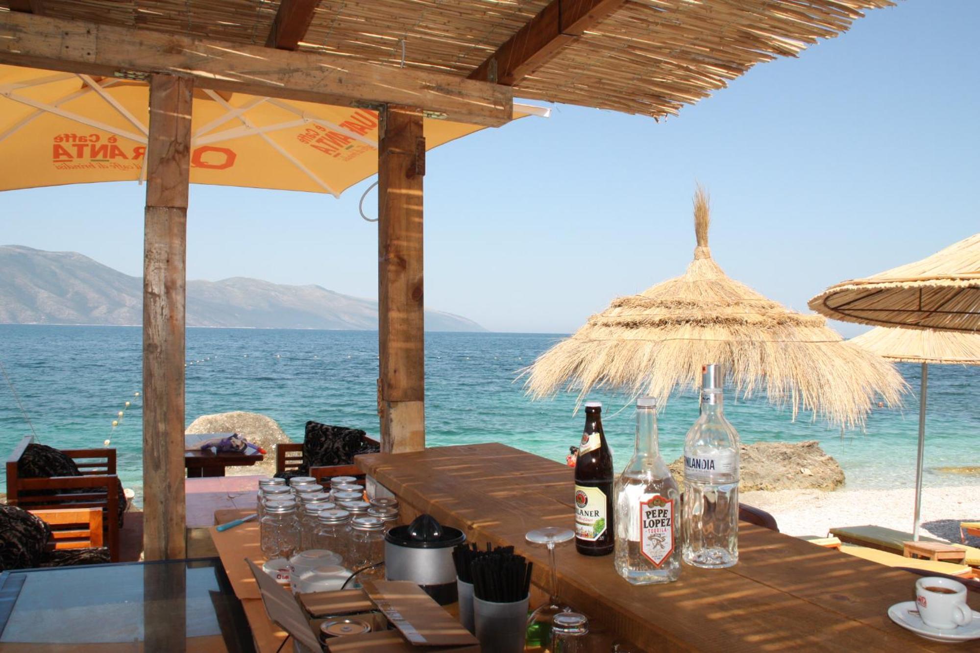 Envi Hotel Radhima Kültér fotó