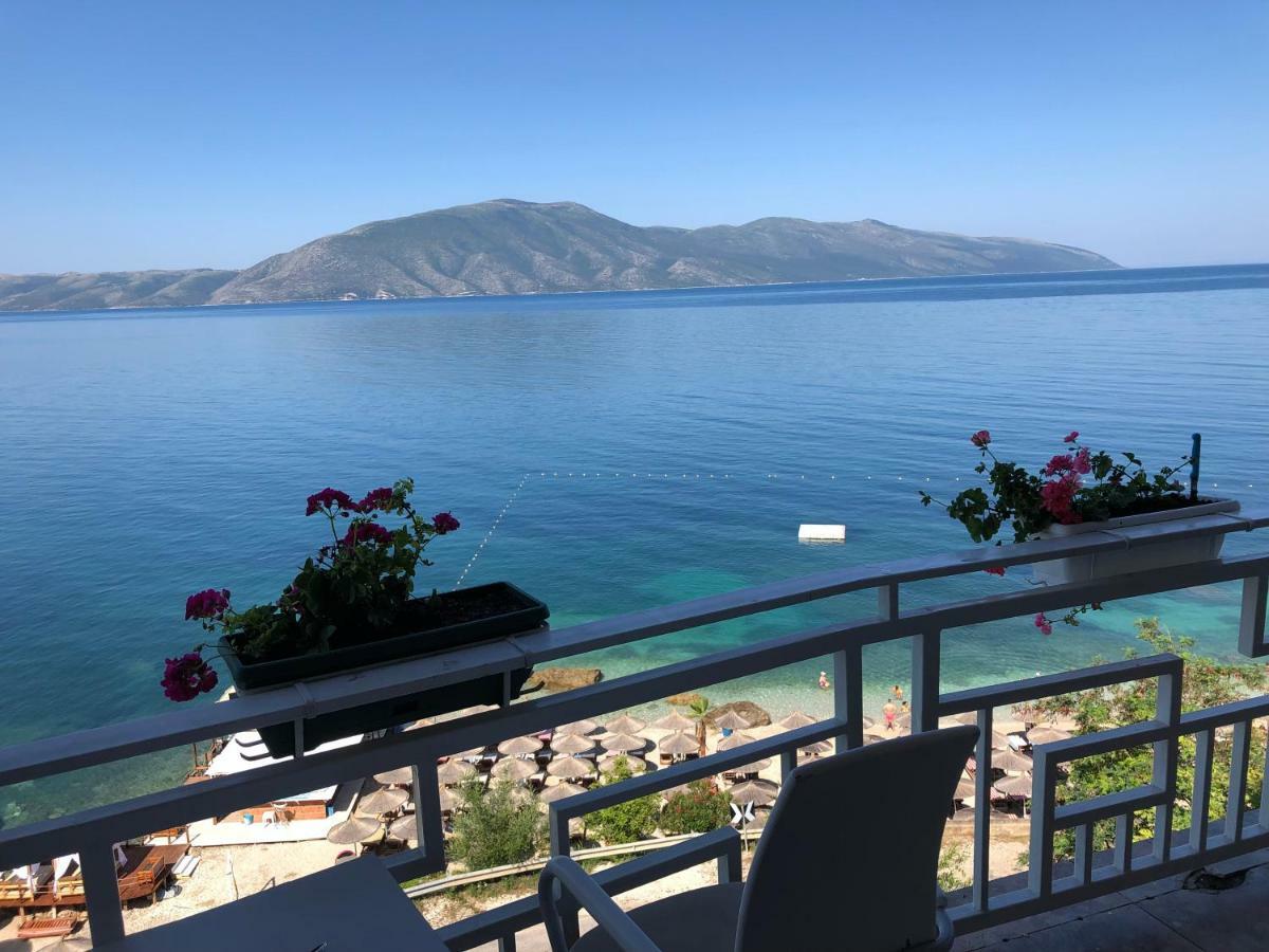 Envi Hotel Radhima Kültér fotó